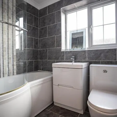 October Disc - Long - Contractors Bristol