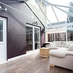 Holiday home October Disc - Long - Contractors *