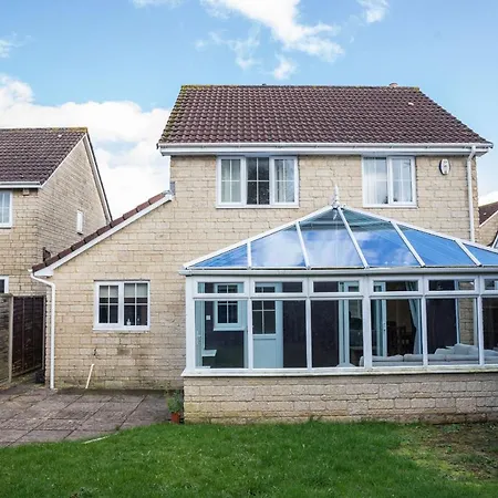 October Disc - Long - Contractors Feriehus Bristol