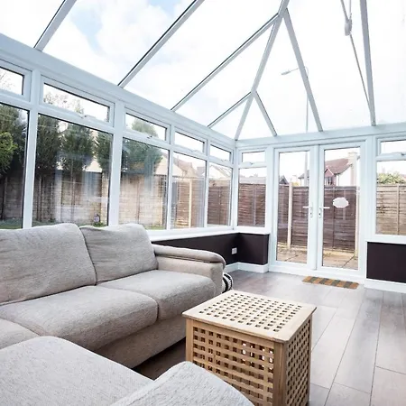 October Disc - Long - Contractors Nyaraló *