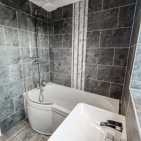 October Disc - Long - Contractors *