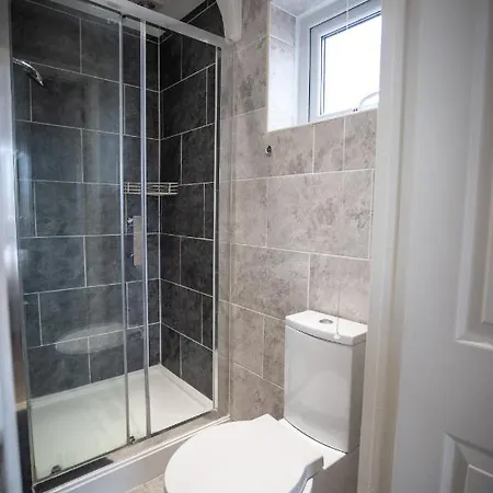 October Disc - Long - Contractors Nyaraló *