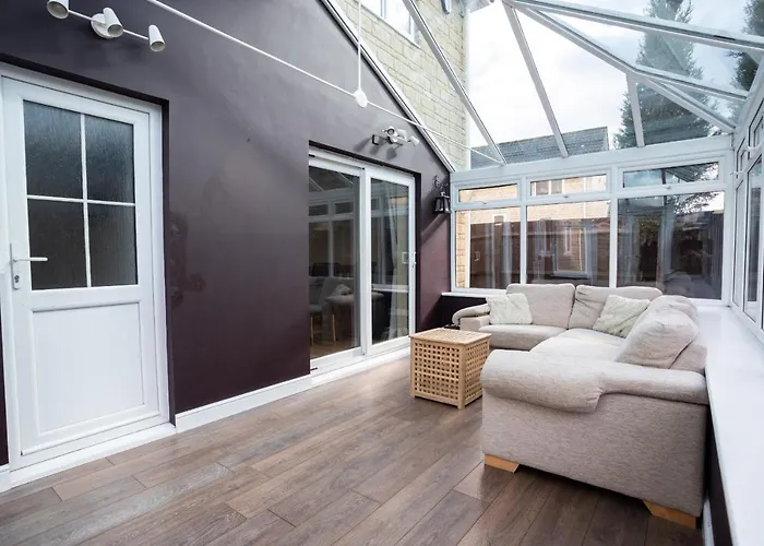 October Disc - Long - Contractors